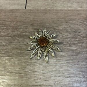 1960s Sarah Conventry Sunflower Brooch